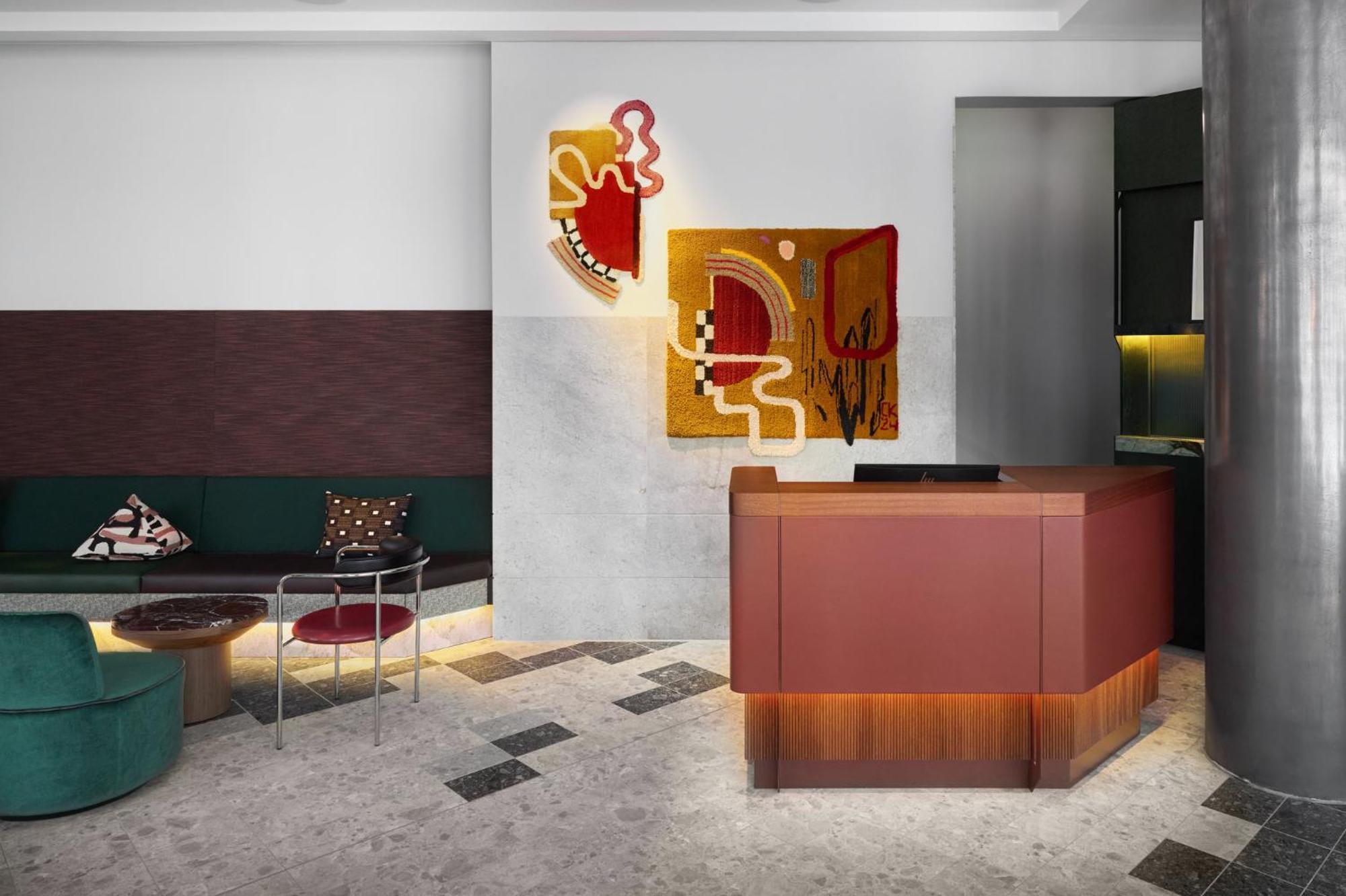 ホテル Kimpton Main Frankfurt By Ihg フランクフルト エクステリア 写真