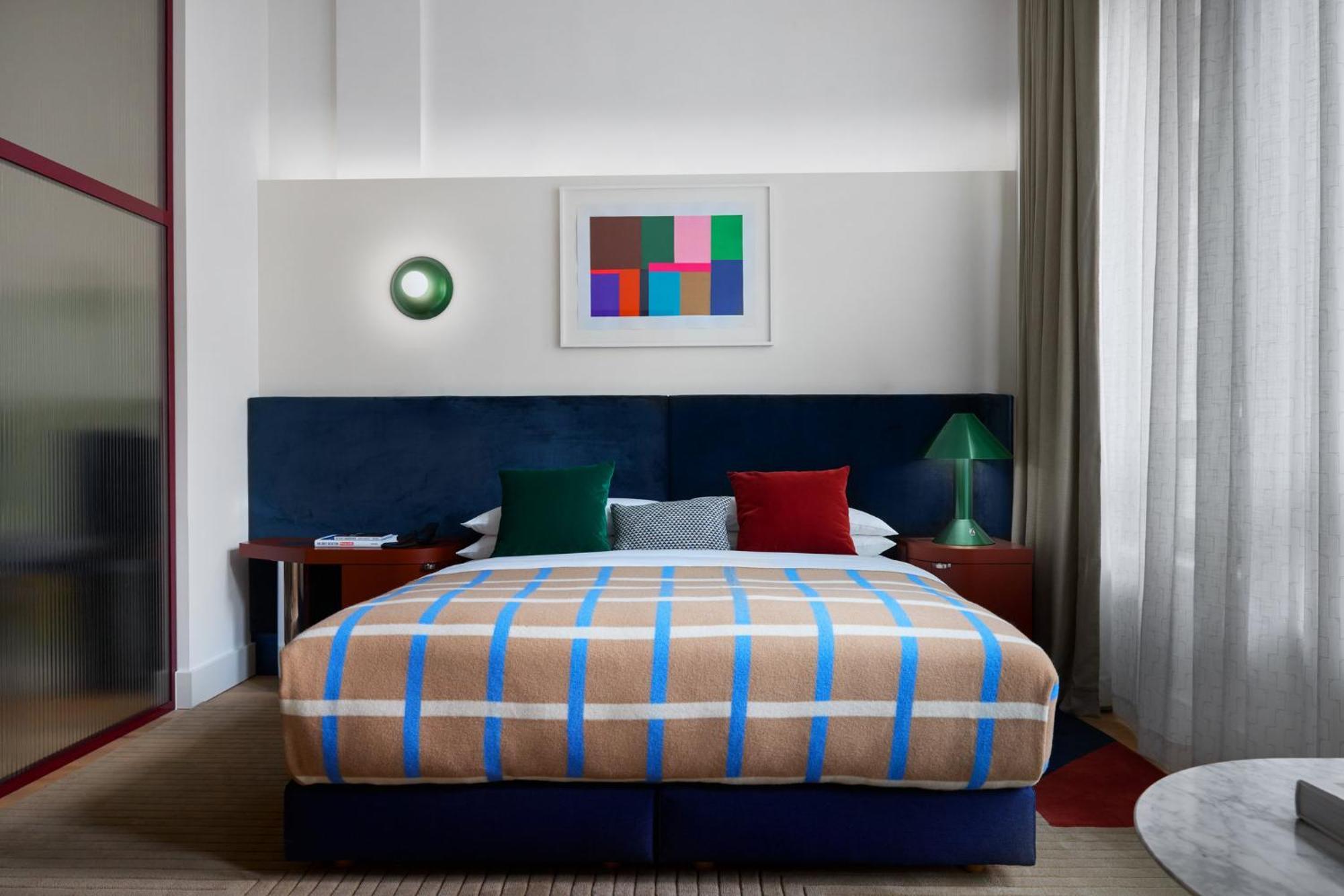 ホテル Kimpton Main Frankfurt By Ihg フランクフルト エクステリア 写真