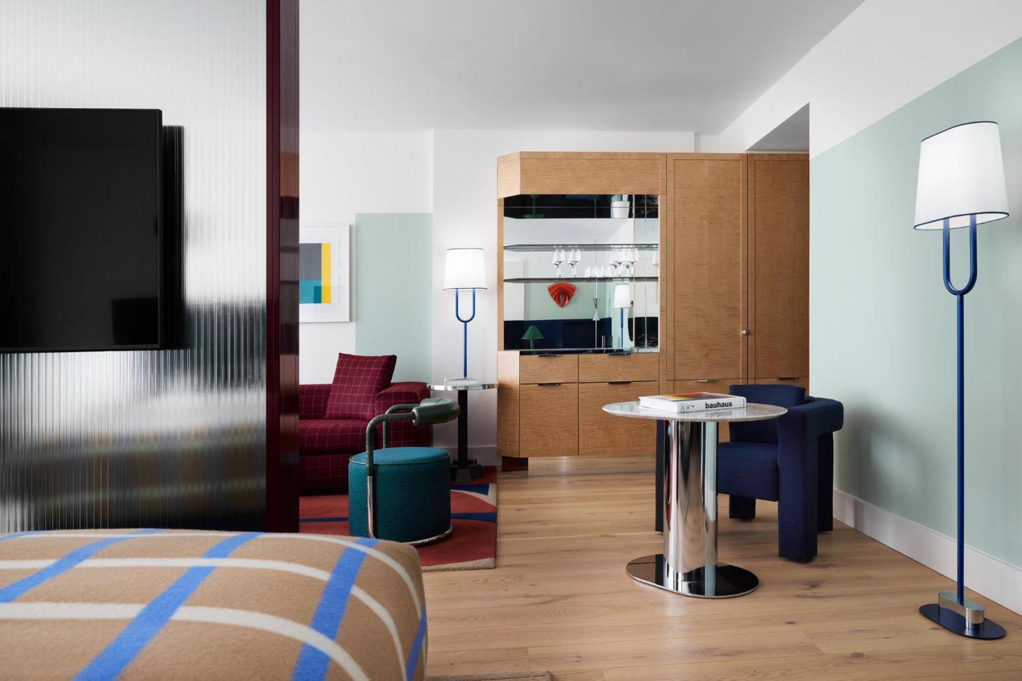 ホテル Kimpton Main Frankfurt By Ihg フランクフルト エクステリア 写真