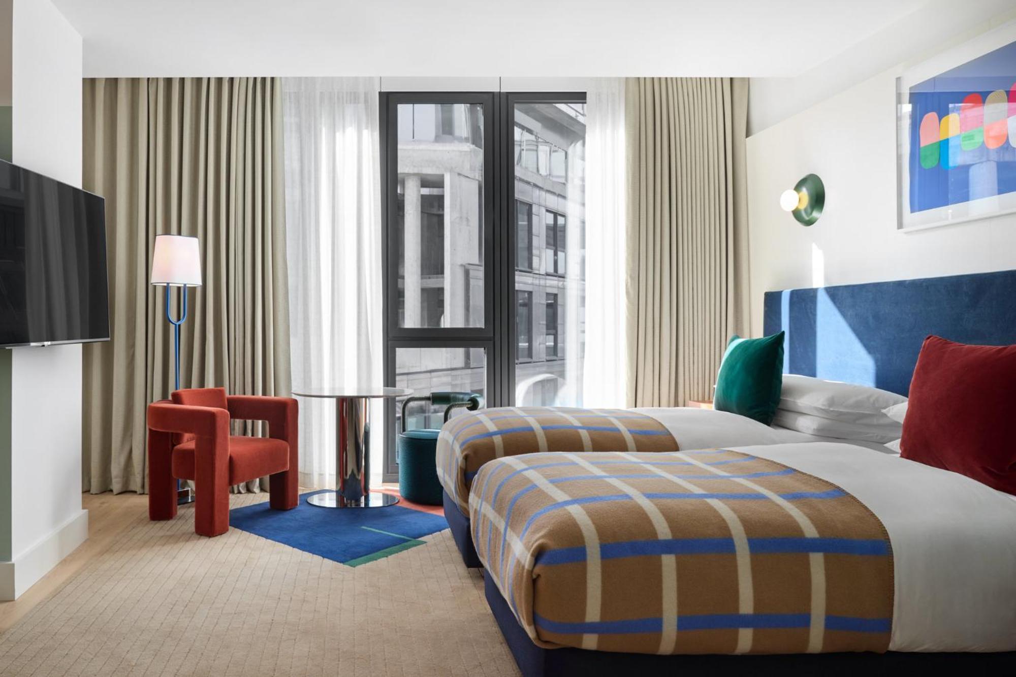 ホテル Kimpton Main Frankfurt By Ihg フランクフルト エクステリア 写真