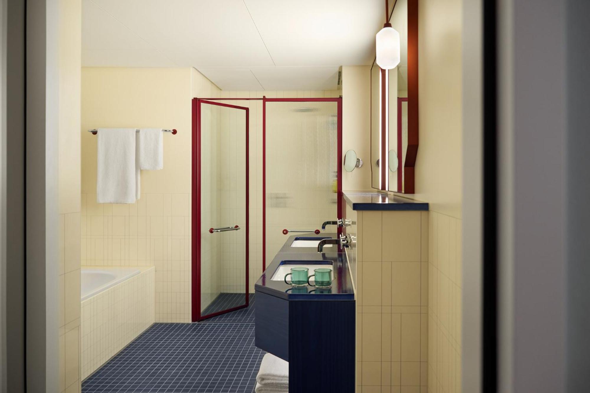 ホテル Kimpton Main Frankfurt By Ihg フランクフルト エクステリア 写真
