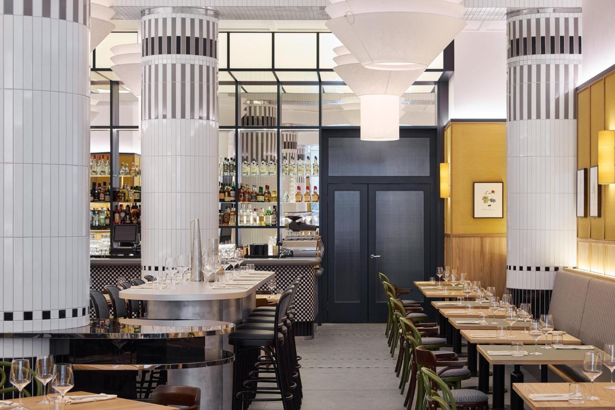 ホテル Kimpton Main Frankfurt By Ihg フランクフルト エクステリア 写真